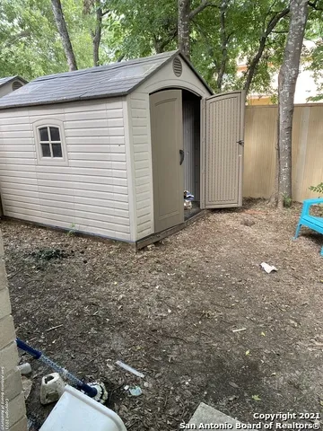 13618 WOODSTONE WAY San Antonio, TX 78233