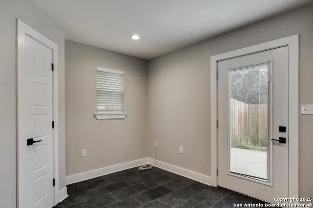 349 WILL ROGERS DR Unit B Spring Branch, TX 78070
