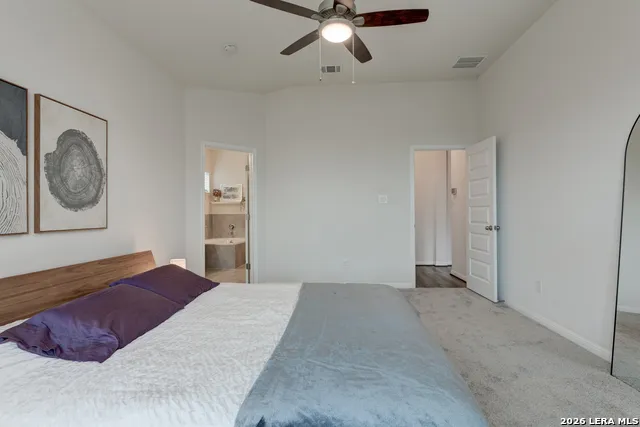 4807 Night Herder St Hedwig, TX 78152