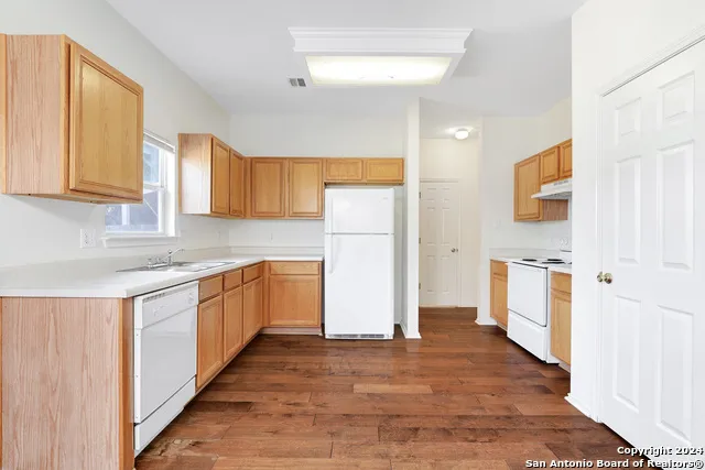 8714 SONORA PASS Helotes, TX 78023