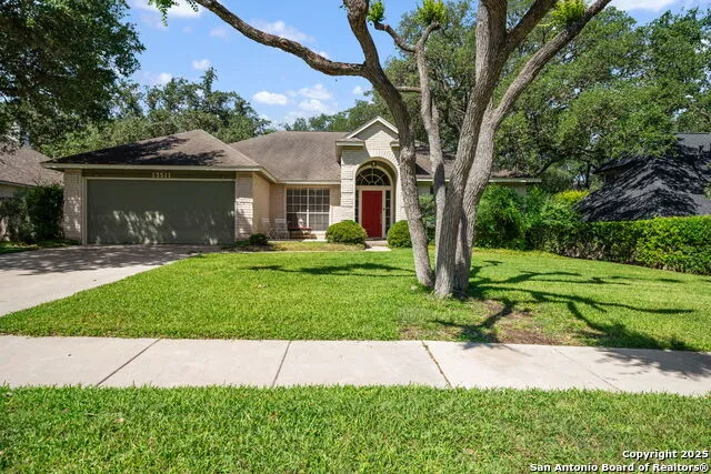 13511 Thessaly Universal City, TX 78148