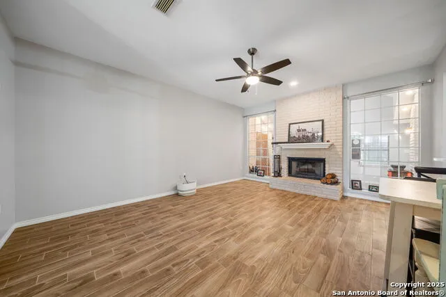 13511 Thessaly Universal City, TX 78148