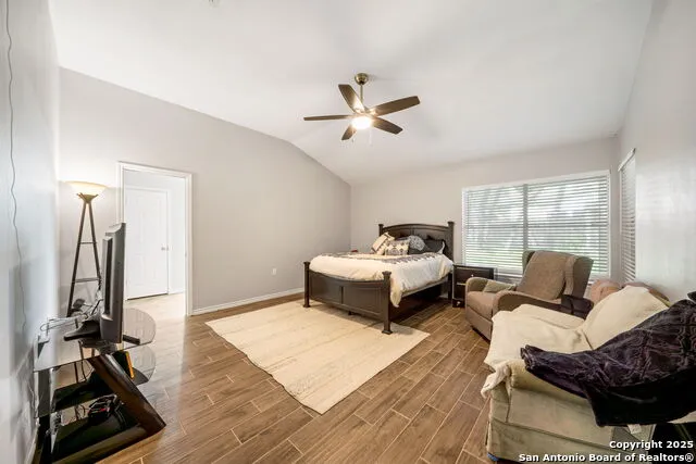 13511 Thessaly Universal City, TX 78148