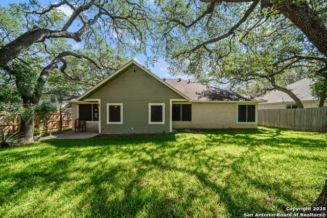 13511 Thessaly Universal City, TX 78148
