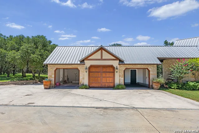 23374 S STATE HIGHWAY 55 Barksdale, TX 78828