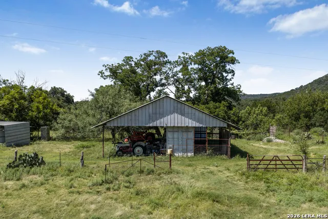23374 S STATE HIGHWAY 55 Barksdale, TX 78828