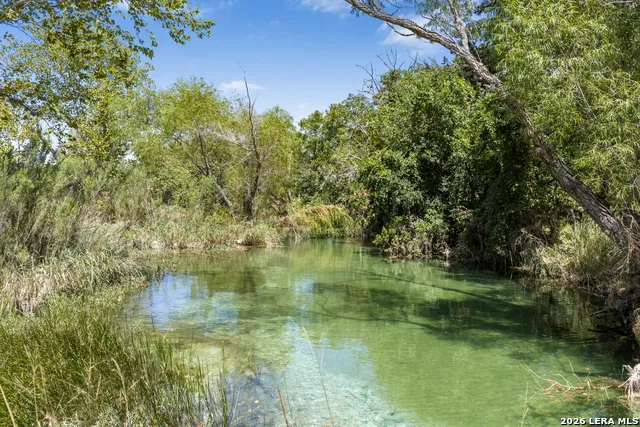 23374 S STATE HIGHWAY 55 Barksdale, TX 78828