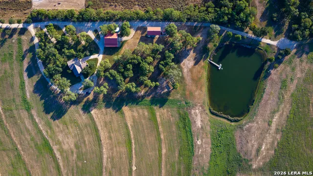 106 County Road 253 Poth, TX 78147