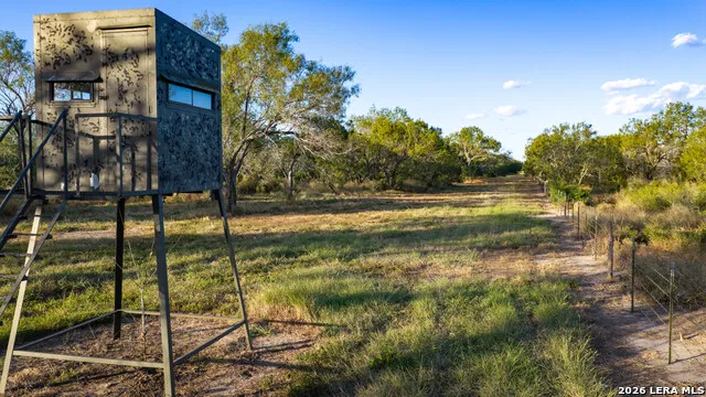 106 County Road 253 Poth, TX 78147