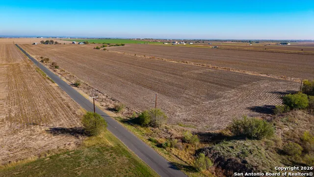 TBD County Road 5715 Natalia, TX 78059