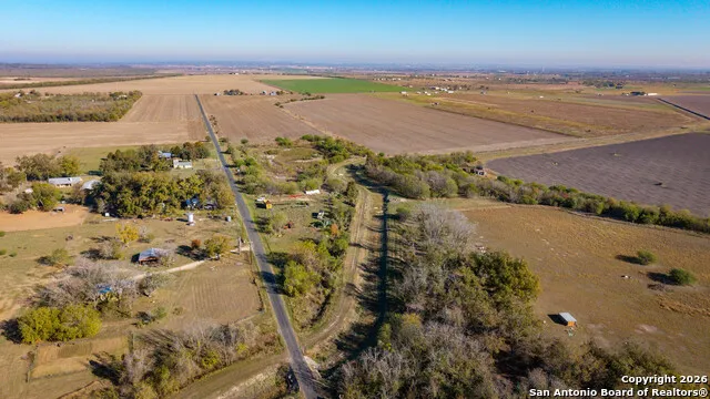 TBD County Road 5715 Natalia, TX 78059