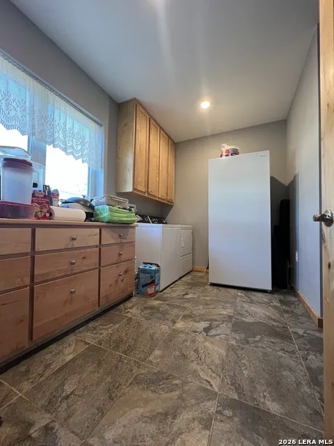 6624 W FM 2200 Moore, TX 78057