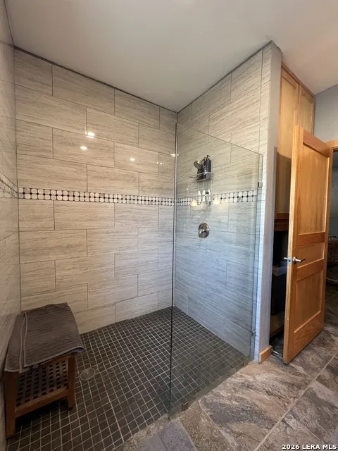 6624 W FM 2200 Moore, TX 78057