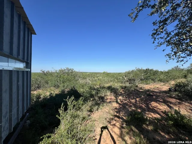 6624 W FM 2200 Moore, TX 78057