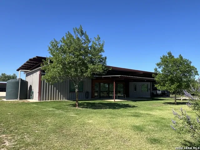 6624 W FM 2200 Moore, TX 78057