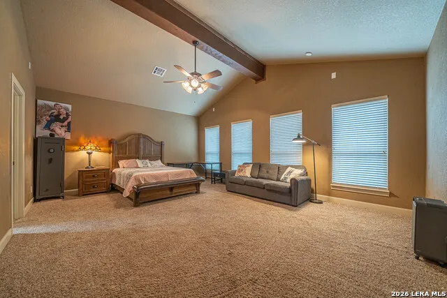 374 W County Road 2481 Hondo, TX 78861