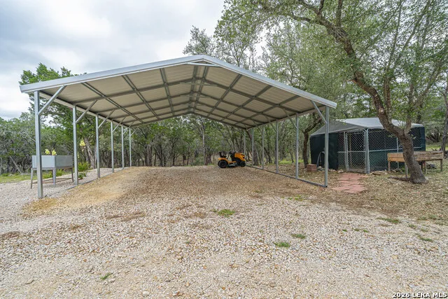 374 W County Road 2481 Hondo, TX 78861