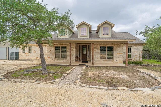 374 W County Road 2481 Hondo, TX 78861
