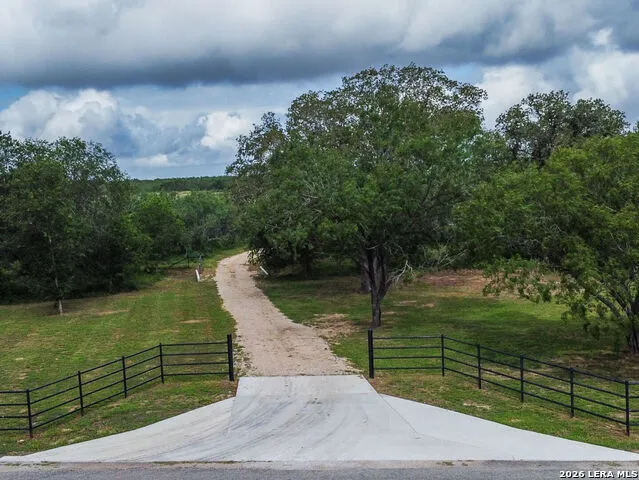 1393 Fox Trotter Seguin, TX 78155
