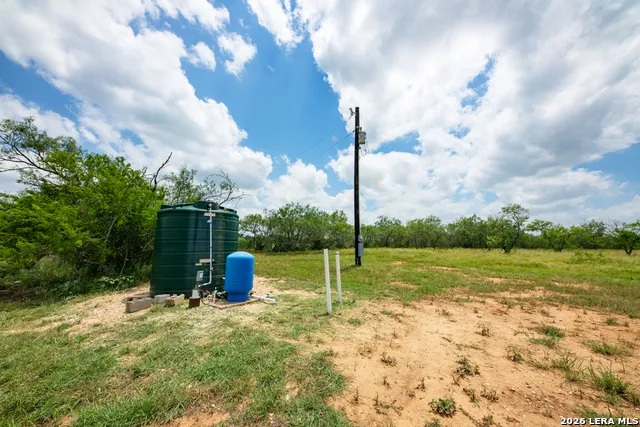 1393 Fox Trotter Seguin, TX 78155