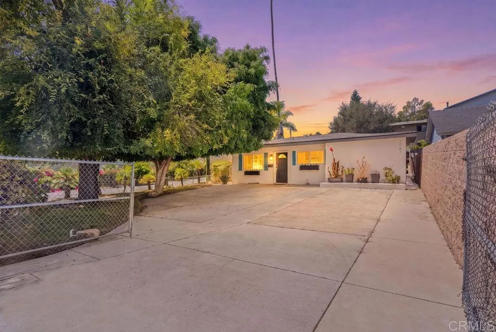 1061 Old Stage Road Fallbrook, CA 92028