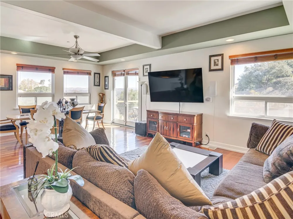 1469 Topa View Trl Newbury Park, CA 91320