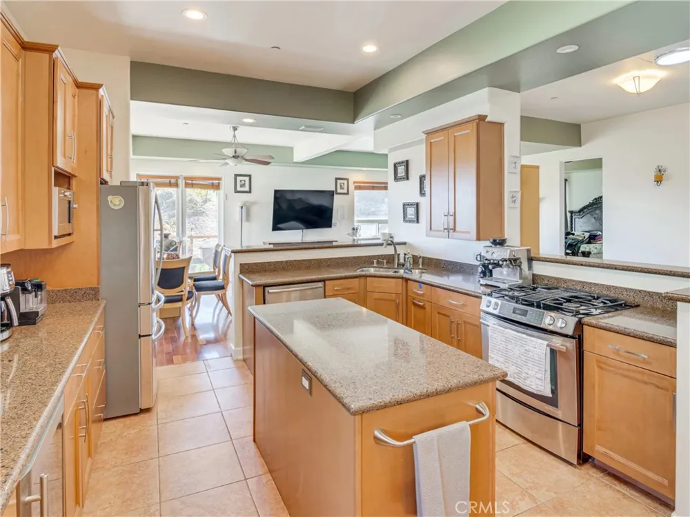 1469 Topa View Trl Newbury Park, CA 91320