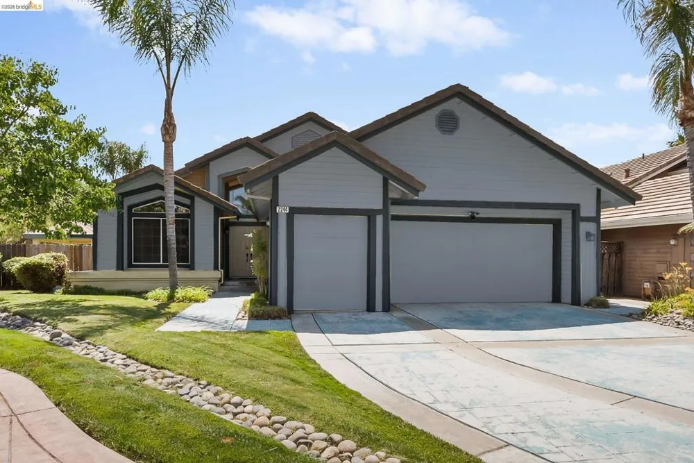 2244 Colonial Ct Discovery Bay, CA 94505
