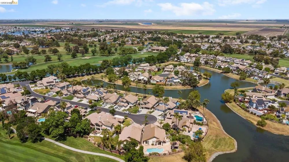 2244 Colonial Ct Discovery Bay, CA 94505