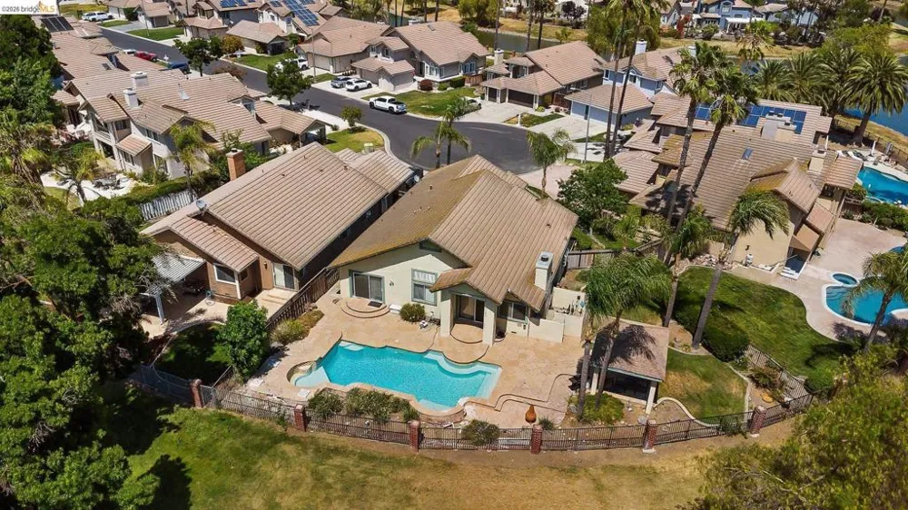 2244 Colonial Ct Discovery Bay, CA 94505