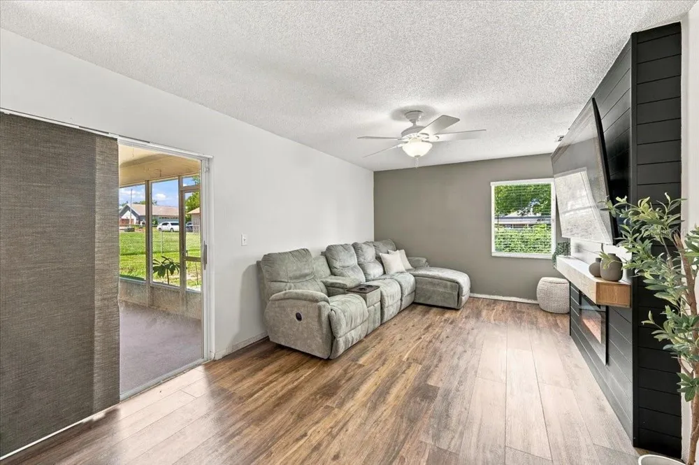 3744 PAULA COURT Lakeland, FL 33812