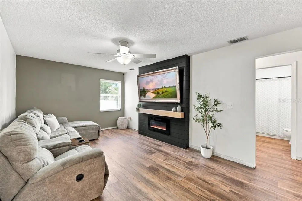 3744 PAULA COURT Lakeland, FL 33812