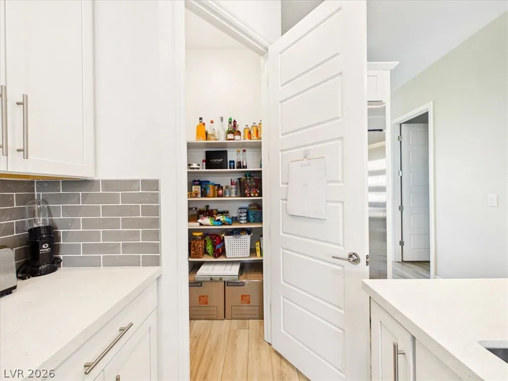 921 Woodburn Lane Las Vegas, NV 89138