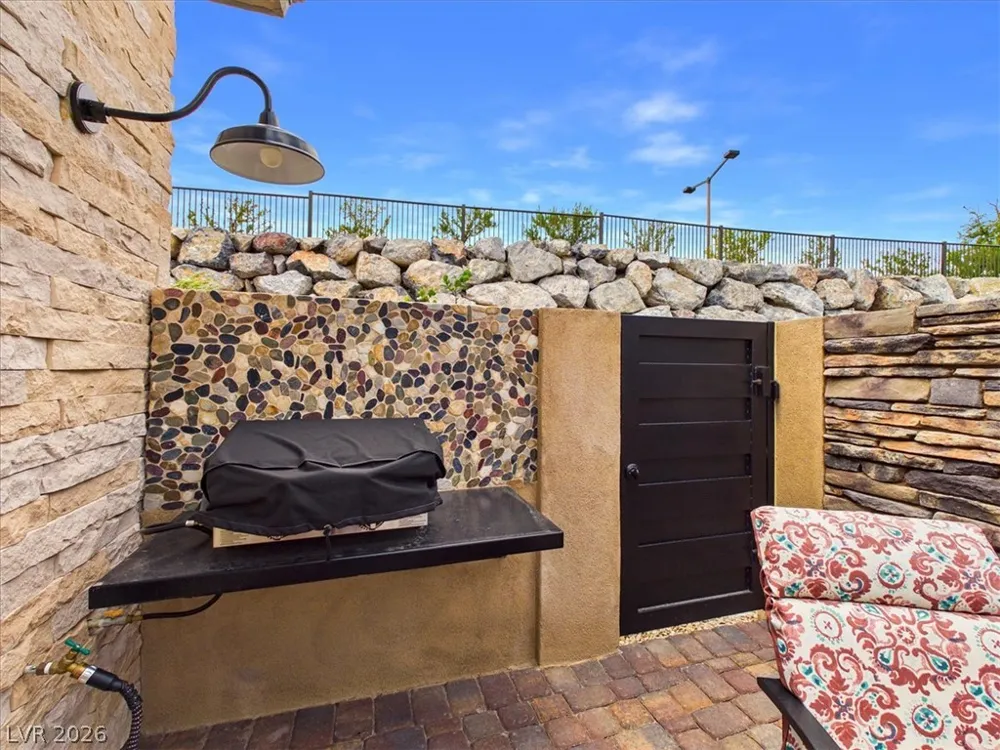921 Woodburn Lane Las Vegas, NV 89138