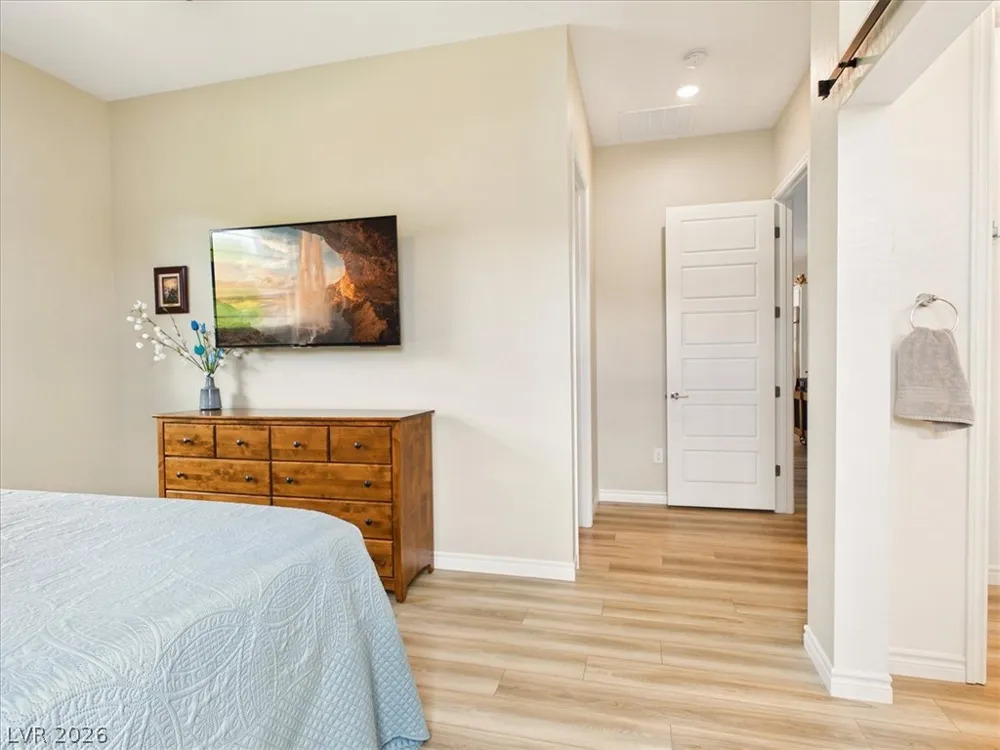 921 Woodburn Lane Las Vegas, NV 89138