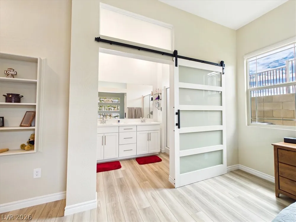 921 Woodburn Lane Las Vegas, NV 89138
