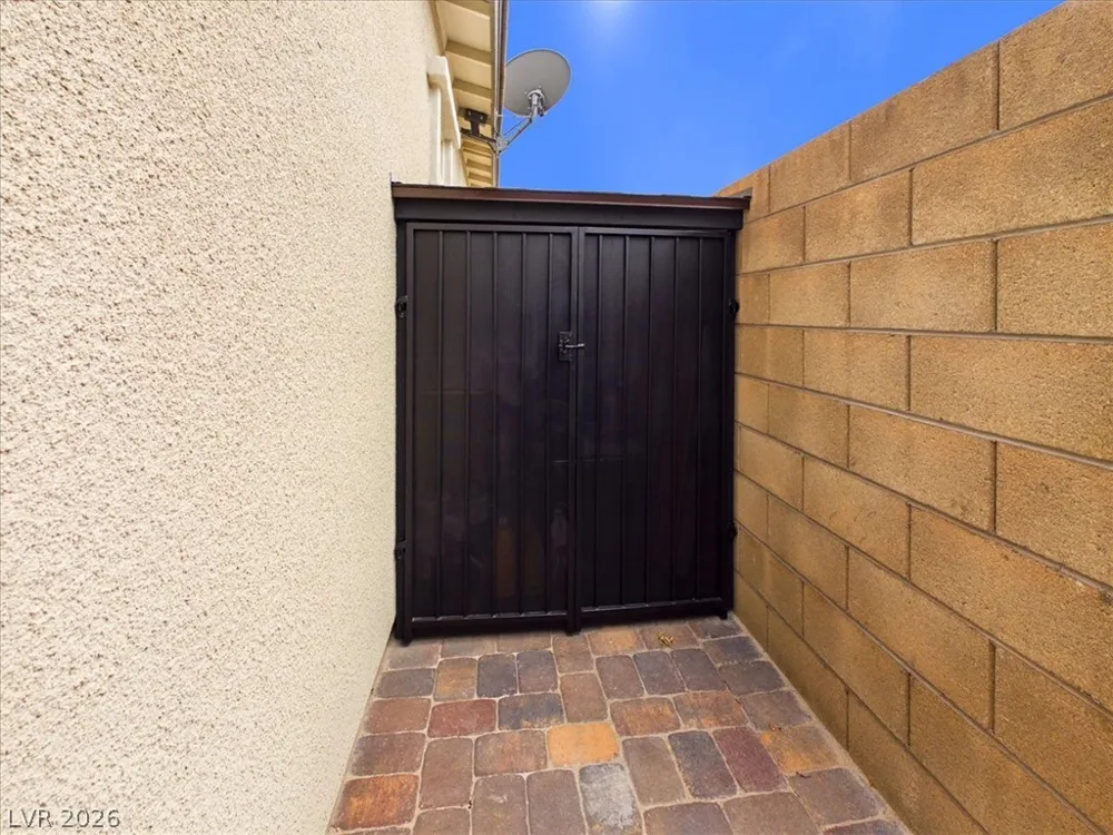 921 Woodburn Lane Las Vegas, NV 89138