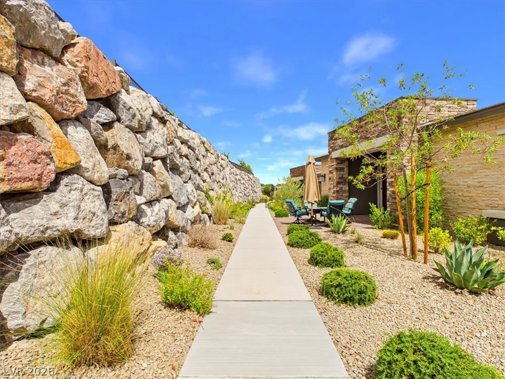 921 Woodburn Lane Las Vegas, NV 89138