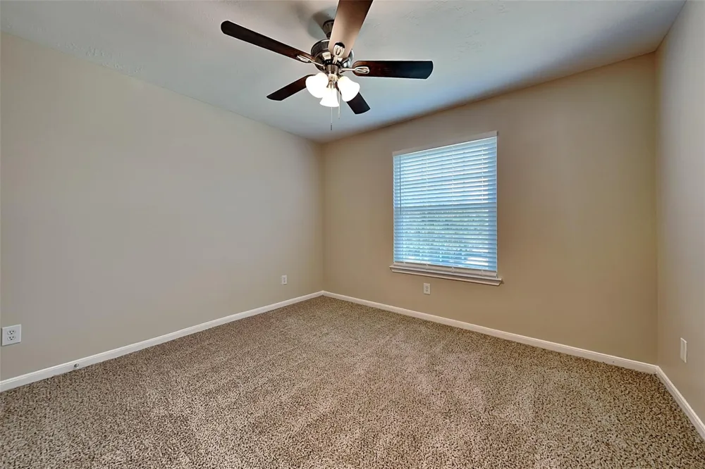 1116 Lake Shore Drive Pearland, TX 77581
