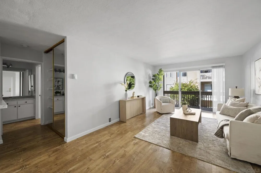 4600 lamont street #226 San Diego, CA 92109