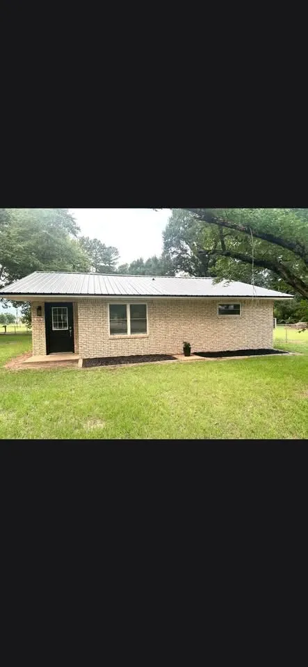 616 SW B Antlers, OK 74523