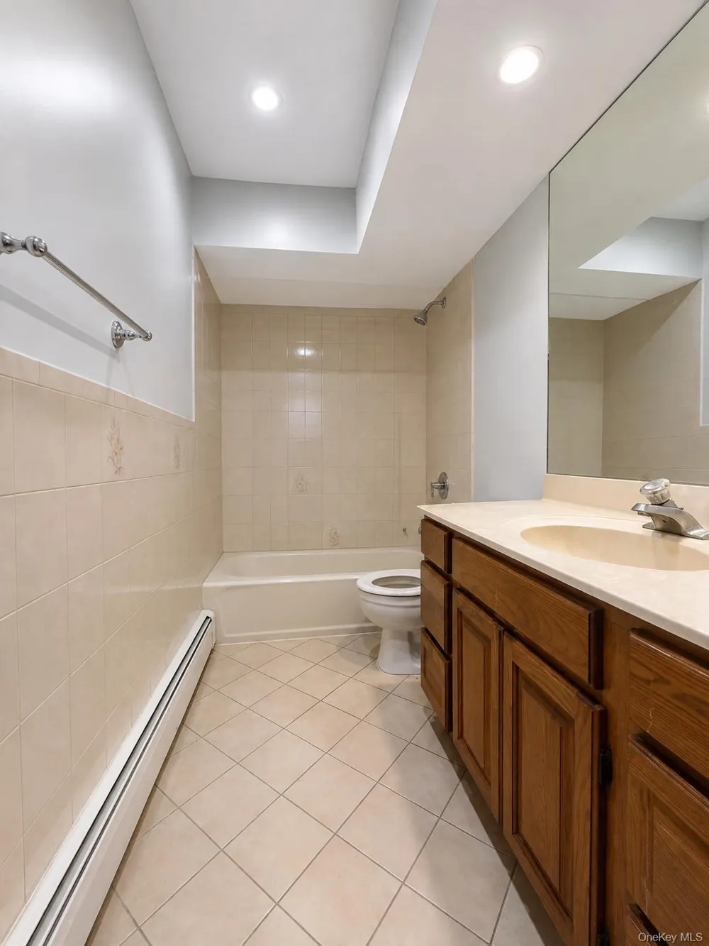 676 Bohemia Parkway Sayville, NY 11782