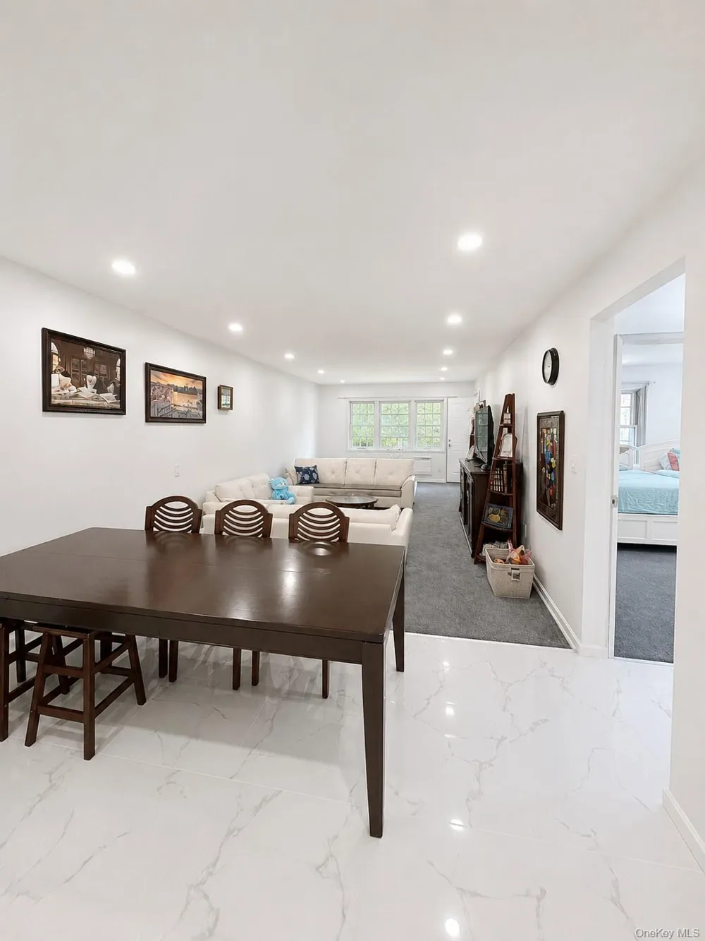553 CENTRAL AVENUE #19B Cedarhurst, NY 11516