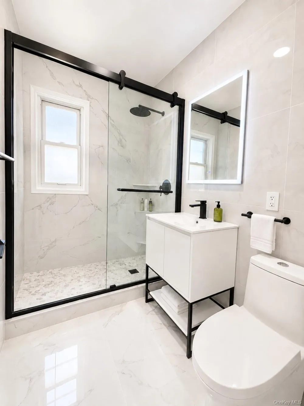 553 CENTRAL AVENUE #19B Cedarhurst, NY 11516
