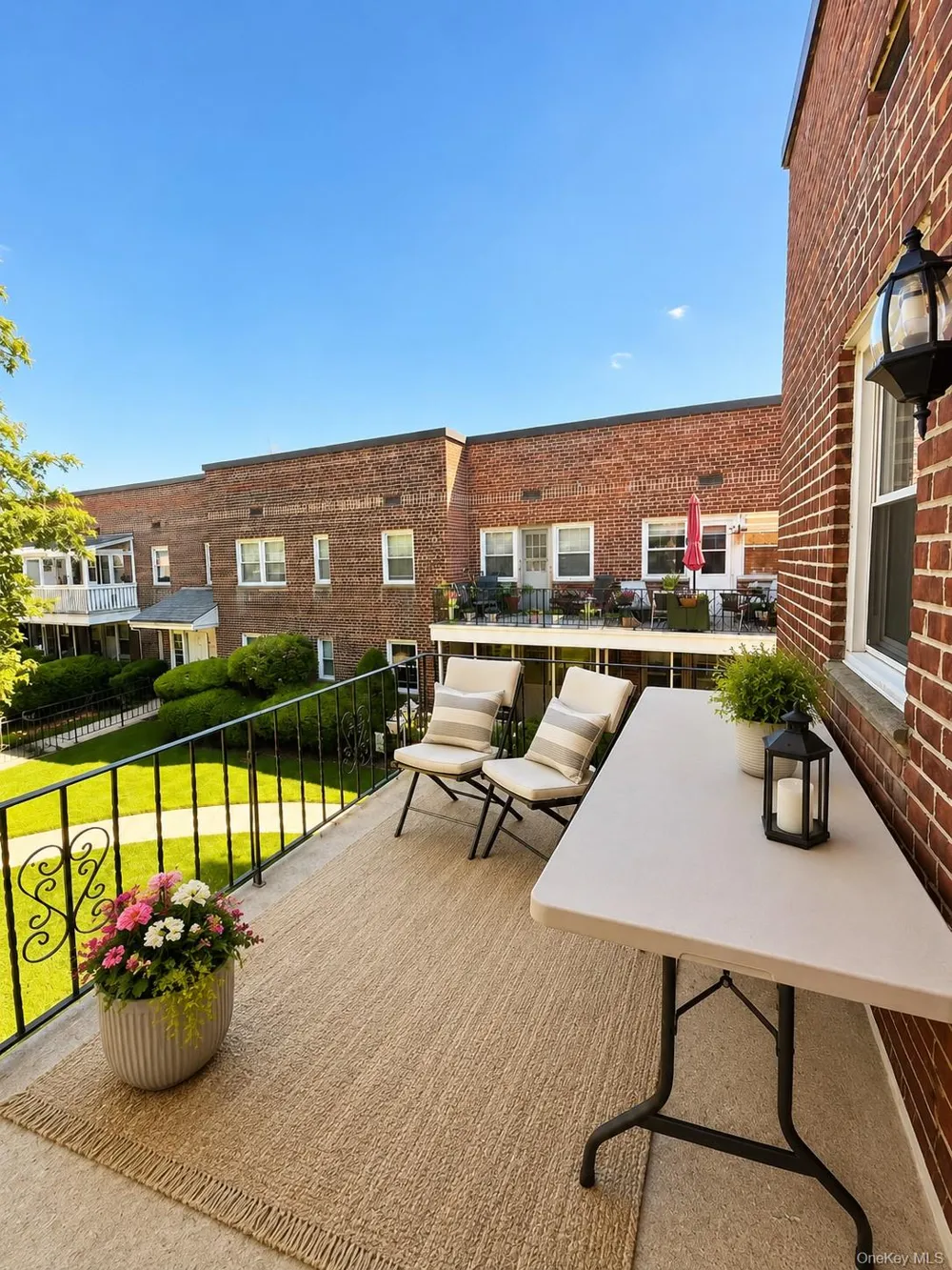 553 CENTRAL AVENUE #19B Cedarhurst, NY 11516