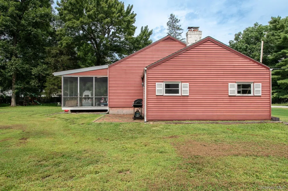 64 Alda Drive Poughkeepsie, NY 12603