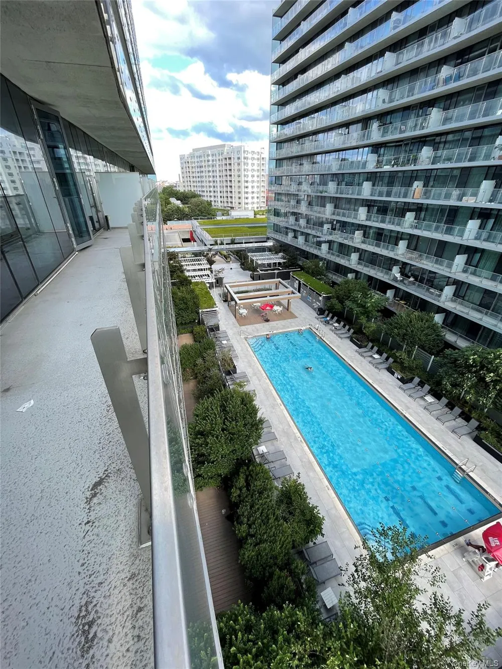 131-05 40th Road #15M Flushing, NY 11354