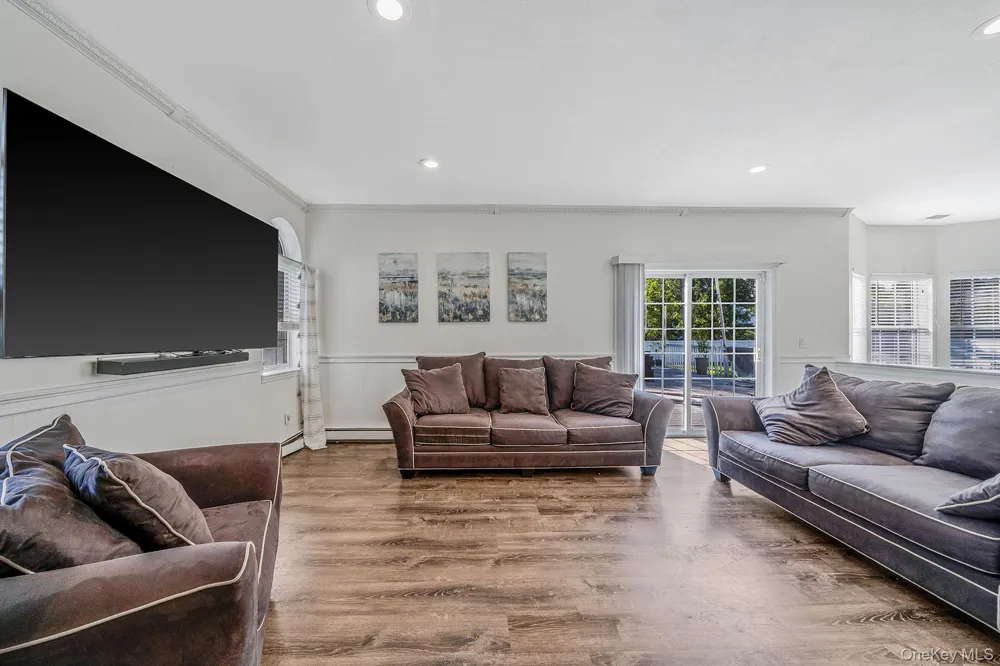 3 Embassy Road Selden, NY 11784