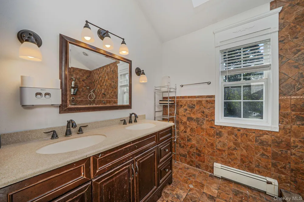 3 Embassy Road Selden, NY 11784