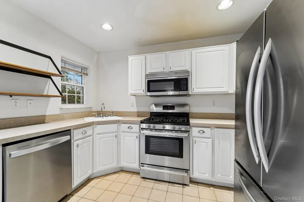 122 Crystal Hill Drive Pomona, NY 10970